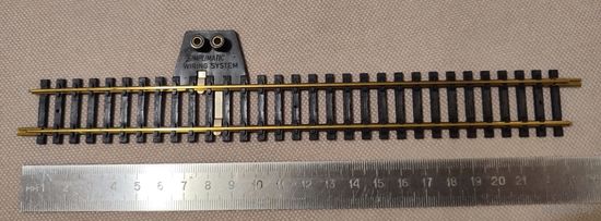 Рельс прямой с контактами питания L=228mm Bachmann #1720, НО 1:87