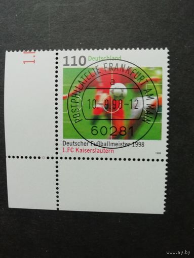 Германия. 1998 Марка "Немецкая футбольная лига мастеров. Футбольный клуб Кайзерслаутерн чемпион Германии 1998 года" (гашеная с клеем) Mi.2010 каталог 1.00 евро