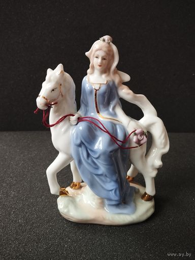 Статуэтка фарфоровая Фиона, принцесса на белом коне. Германия