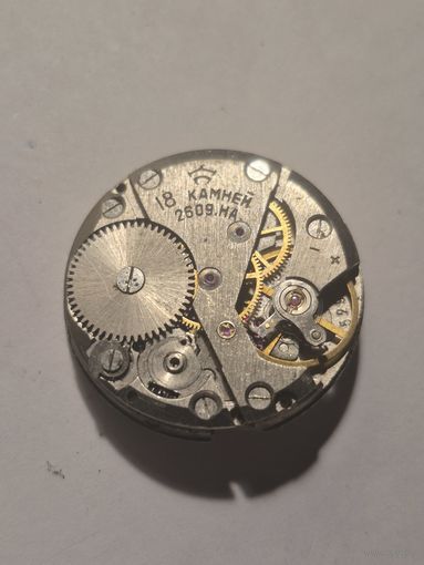 Механизм часов 2