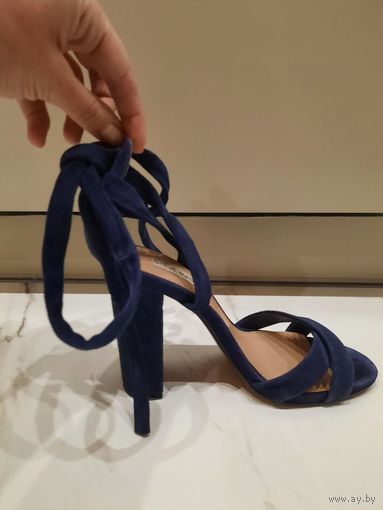 Замшевые босоножки Steve Madden