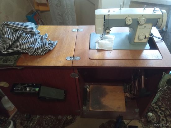 Швейная машина чайка
