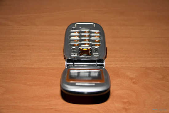 Корпус Sony Ericsson Z200