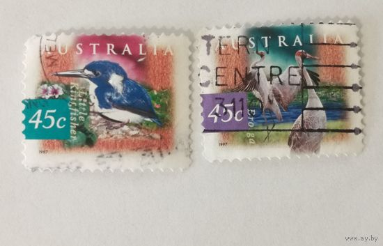 Две марки из серии "Болотные птицы Австралии"
