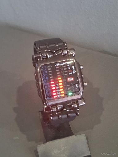 Бинарные часы