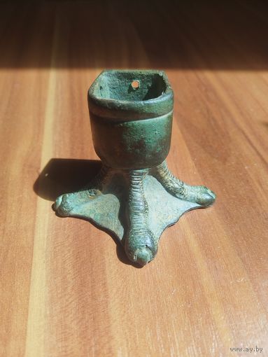 Старинная подставка утиная лапка. С рубля