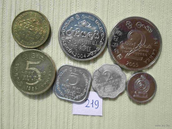 7 монет Шри-Ланки