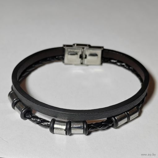 Браслет кожаный со стальной подвеской