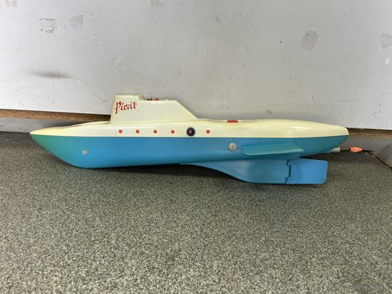 Игрушка подлодка ГДР Pirat