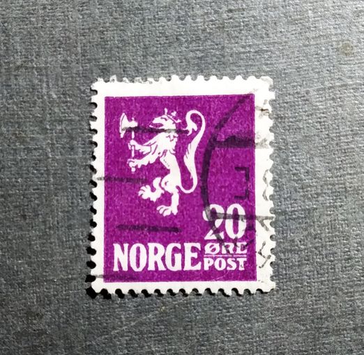 Марка Норвегия 1922-1926 г.г. Герб