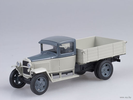 ММ-1946, белый/синий
