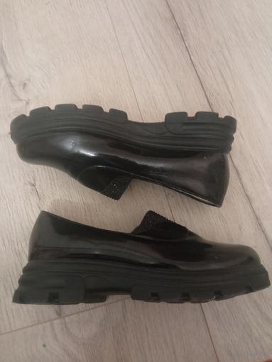 Туфли на девочку