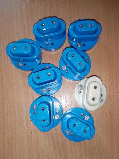 Патрон для люминесцентных ламп