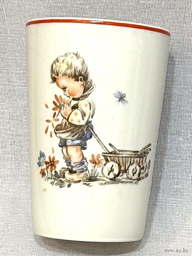 Стакан фарфоровый детский. Германия