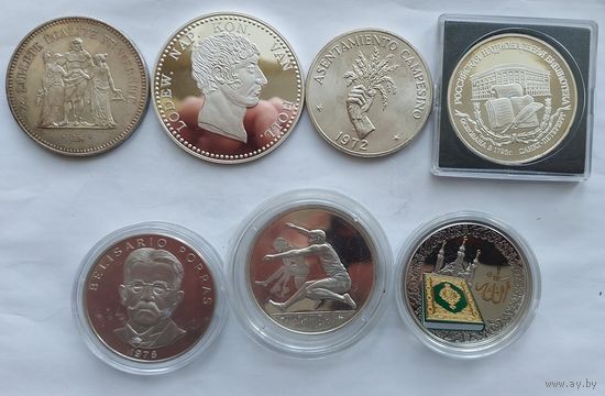 Серебряные монеты разных стран