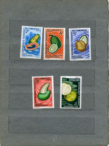 КАМЕРУН, 1967,   ЦВЕТЫ,  5м (на "СКАНЕ" справочно приведены номера и цены по Michel)