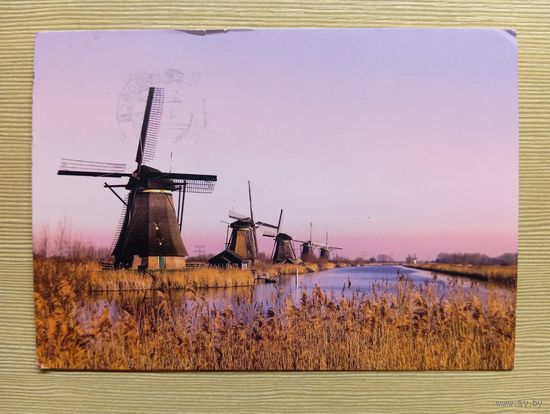 О-11. ПОДПИСАННАЯ ОТКРЫТКА. НИДЕРЛАНДЫ. МЕЛЬНИЦЫ.