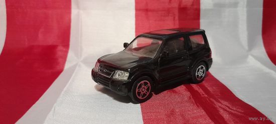 Mitsubishi Pajero 2002 | Joy City Ind 1/43