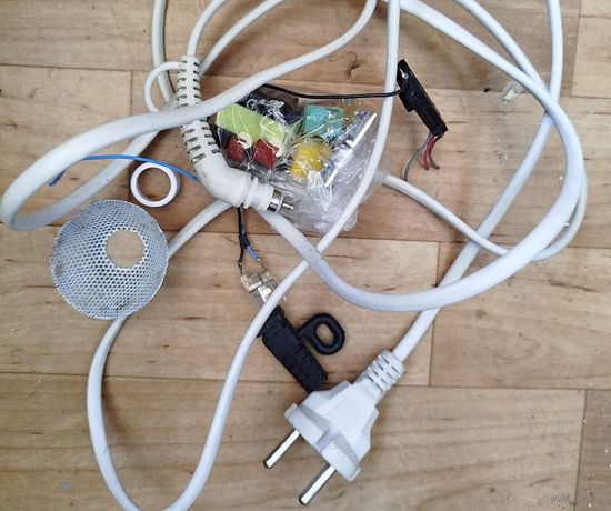 С 1 рубля!! Шнур-2м. и остальное.