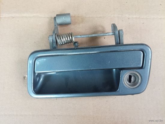 Ручка передняя левая Mazda 323 BG