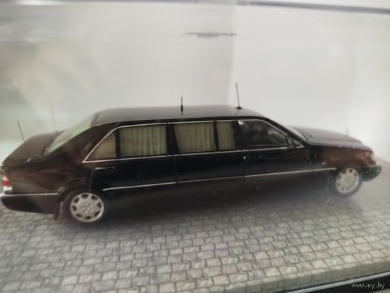 Лимузин Мерседес Бенц Mercedes Benz S500 Pullman Guard (W140) (Первый президент России Борис Ельцин) 1997 DIP 1:43