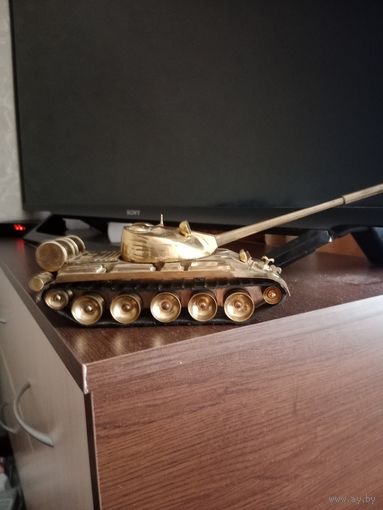Танк Т - 72 модель бронза