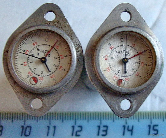Часы ЭСВ-3 (электромеханический счётчик времени) 2 шт.