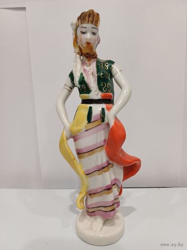 Все лоты с 1р.Танцовщица