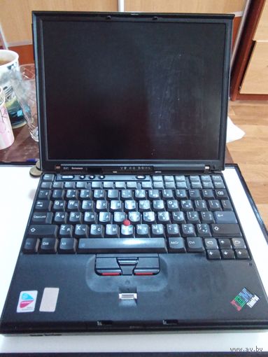 Ноутбук  IBM . THINK PAD X4 UITRA BASE .