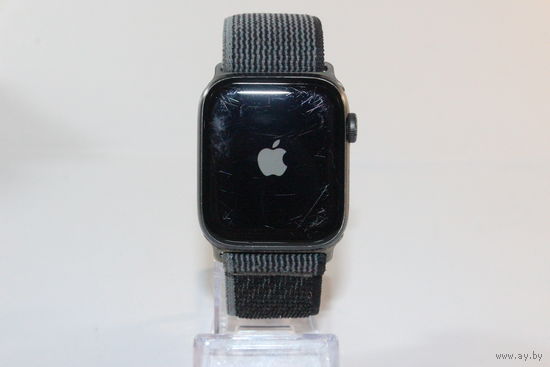 Умные часы Apple Watch SE GPS Aluminum 44mm