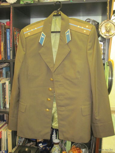 Китель капитана ВВС СССР, размер 50/4.