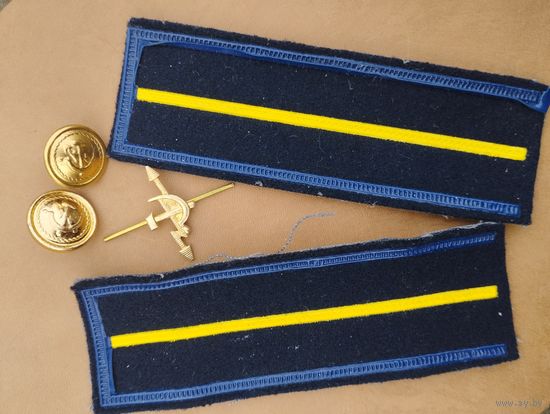 Петлицы и фурнитура.