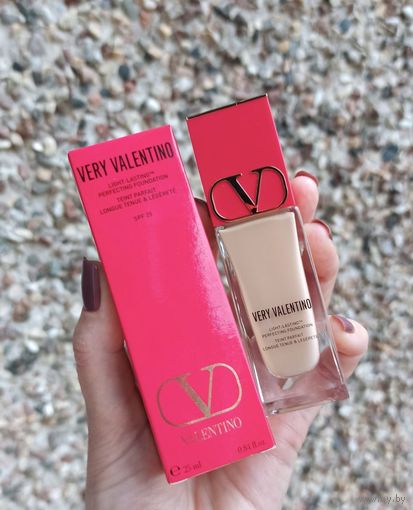 Тональная основа Valentino Very Valentino Light-Lasting Perfecting Foundation 25 ml