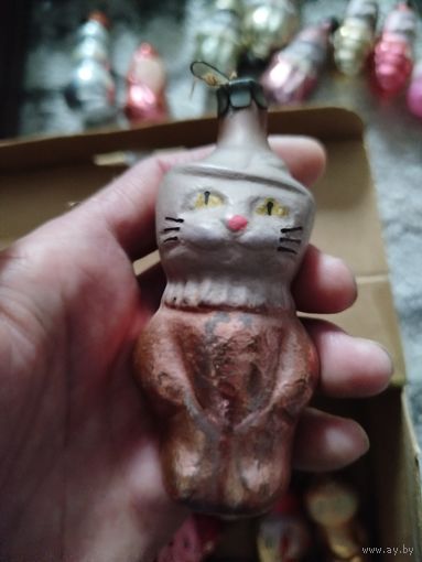 Красивый котик,с рубля