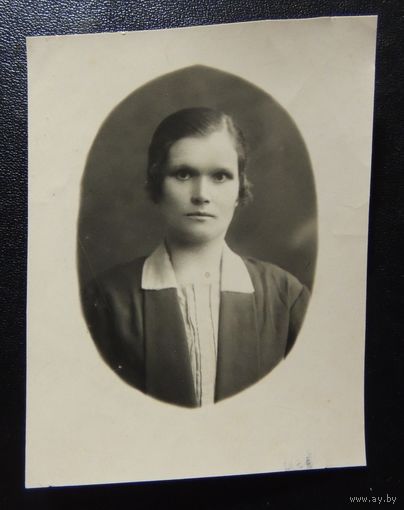 Просто красивая женщина, 1930 г.
