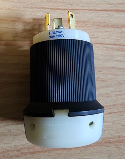 Вилка питания HUBBEL HBL2661 (30A 250V)
