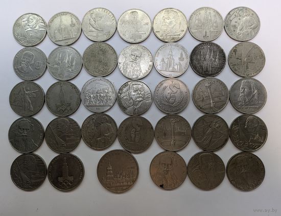 Монеты юбилейные  1 рубль СССР ( 32 шт.), 5 рублей СССР (1 шт.), 50 сентаво Эквадор (1 шт.). Всего 34 шт. Одним лотом. С рубля.