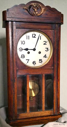 Часы антикварные настенные с боем фирмы Friedrich Mauthe, Германия