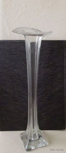 Все лоты с рубля.Ваза берц,цветок,h-40 см,царизм?