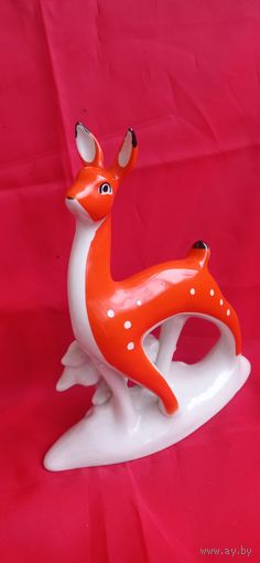 Фарфоровая статуэтка Олень СССР . Торги с рубля