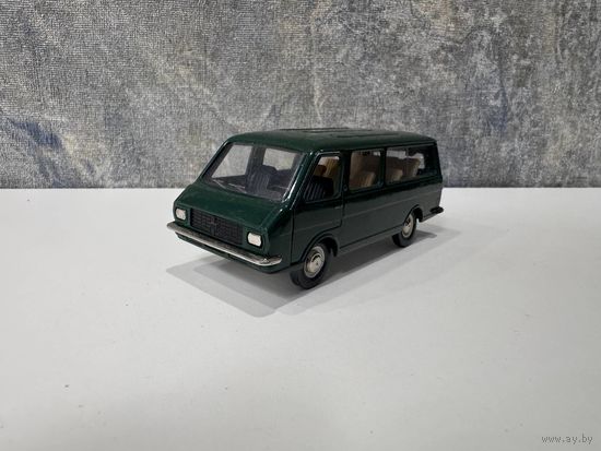 RAF-2203 ранний номерной А18 Бутылочный цвет!!