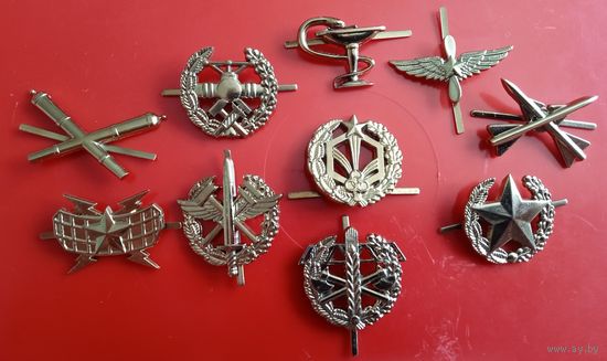 Эмблемы непарные. Цена за единицу.