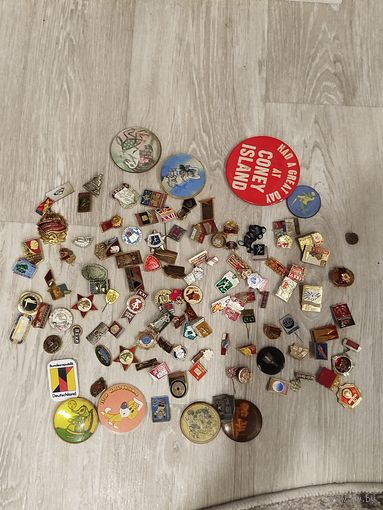 Значки 110 шт,с рубля