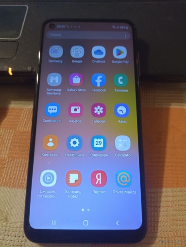 Samsung Galaxy A11 SM-A115f 2/32 Gb 6.4" красный защитка чехол