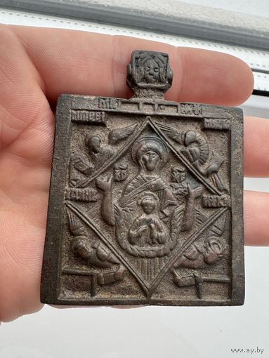 Икона нательная. Божья Матерь "Знамение"