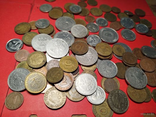 45,76 марок ФРГ. Около 150 монет. С рубля. Отличный Лот. Налетай. (1)