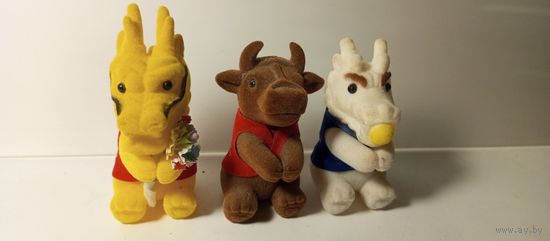 ИГРУШКИ 2 дракона и бычок