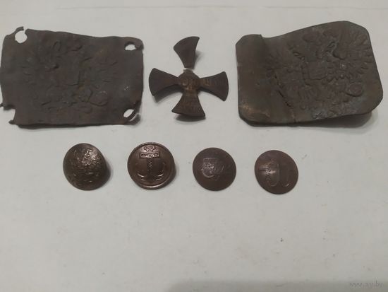 Пряжки, крест ополченца, пуговицы. ПМВ РИА.