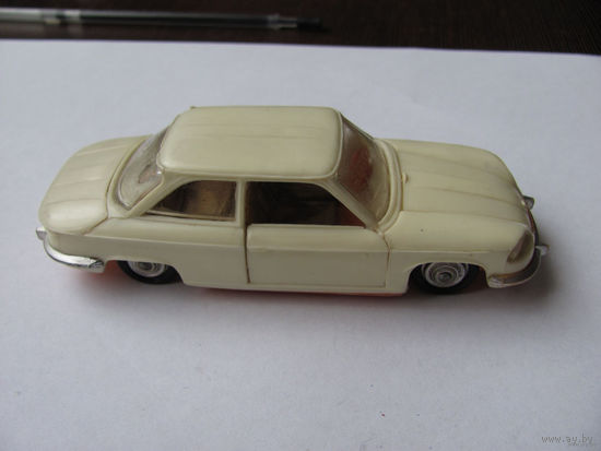 PANHARD 24 ВТ No5. Тбилиси. Знак качества СССР.